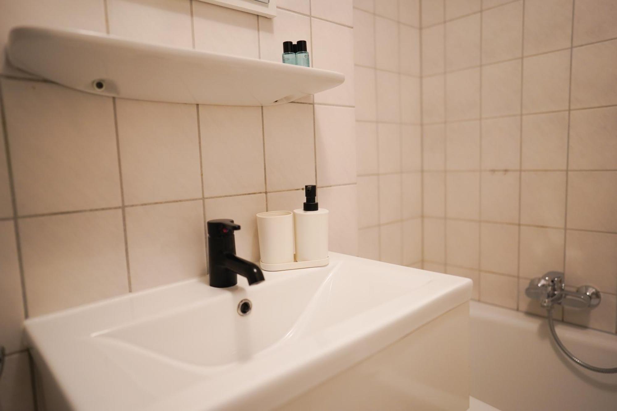 Moderne Ferienwohnung In Leimen Mit Balkon, Wehome Komfort Eksteriør bilde