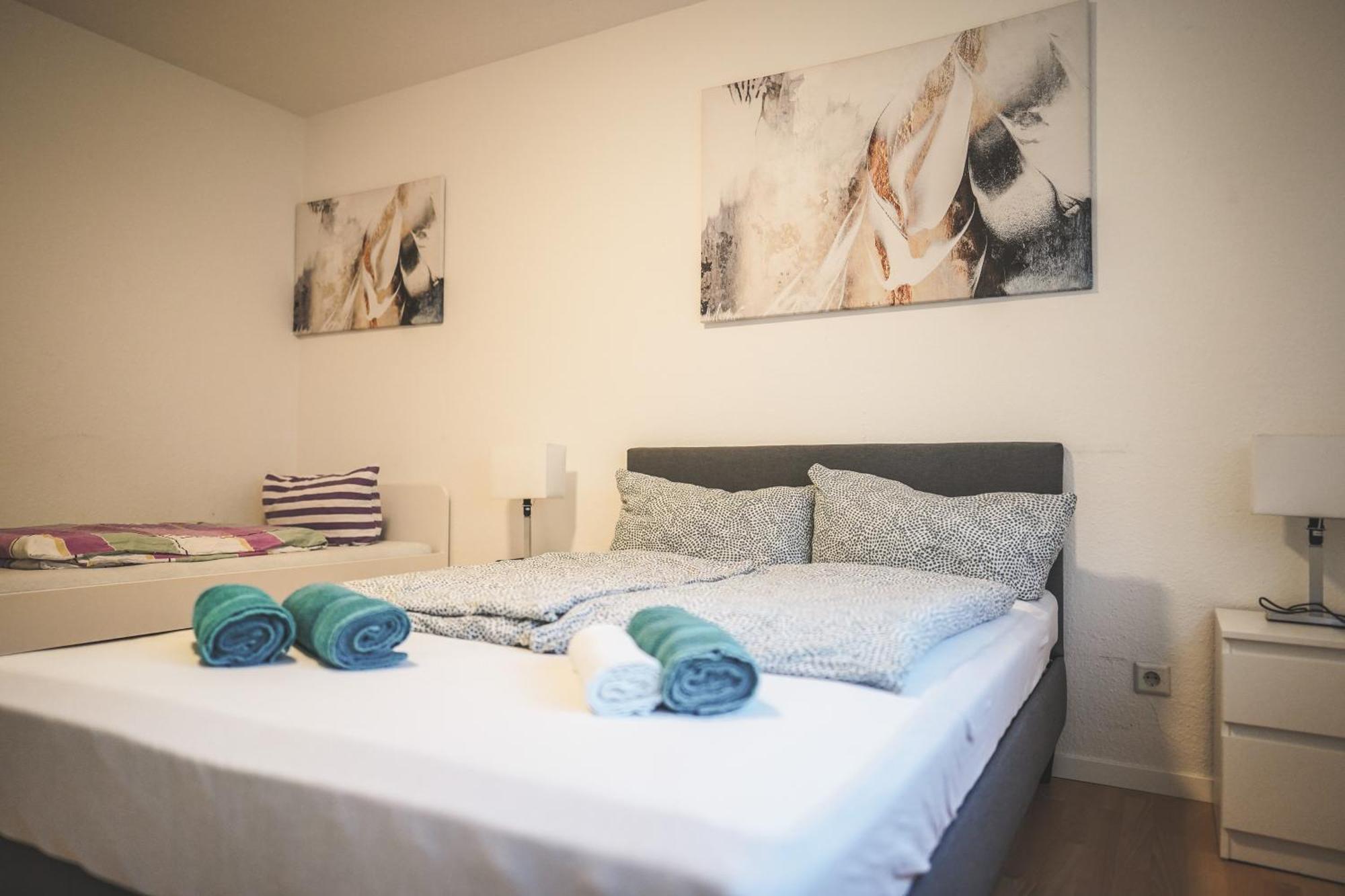 Moderne Ferienwohnung In Leimen Mit Balkon, Wehome Komfort Eksteriør bilde