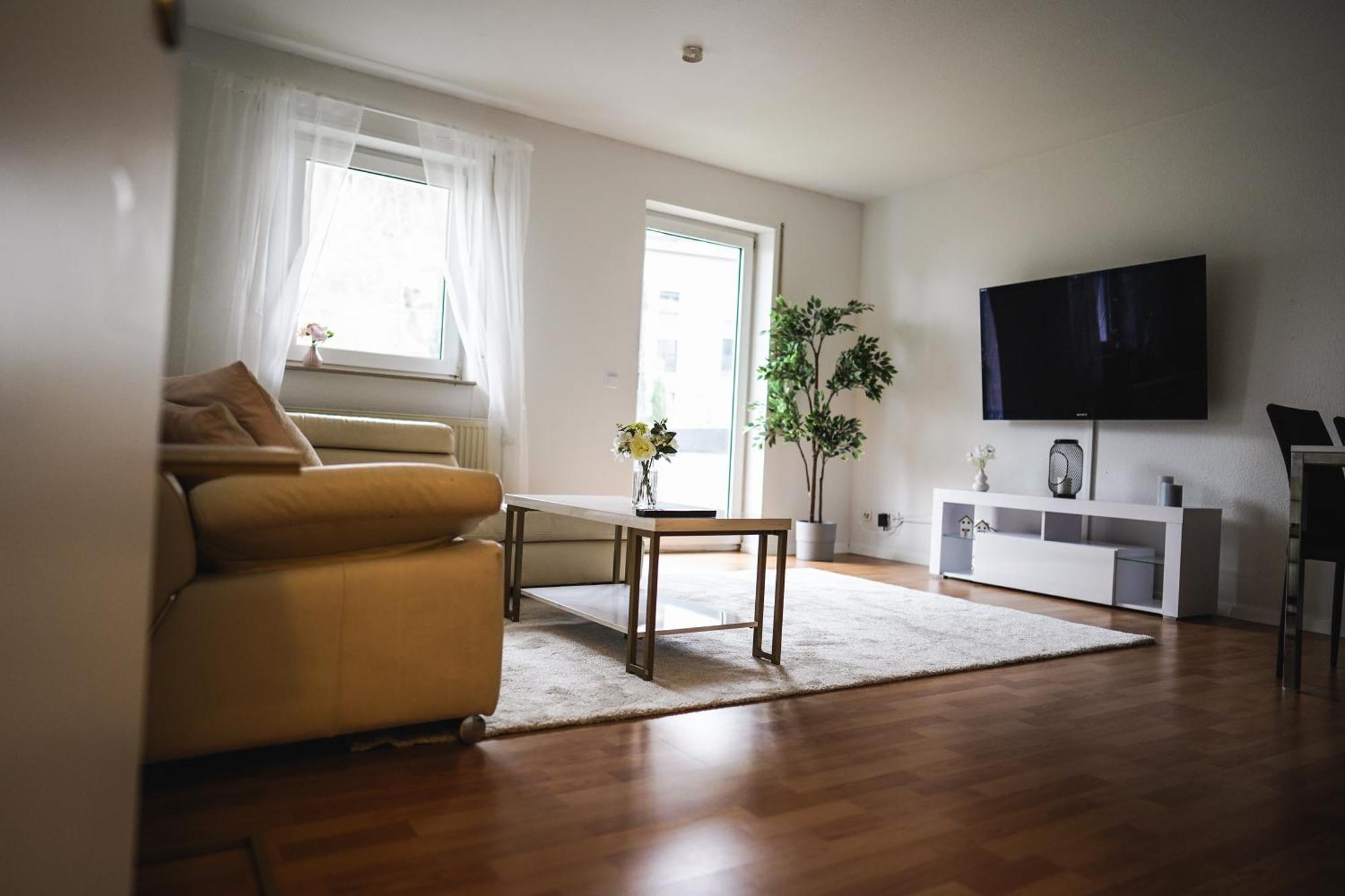 Moderne Ferienwohnung In Leimen Mit Balkon, Wehome Komfort Eksteriør bilde